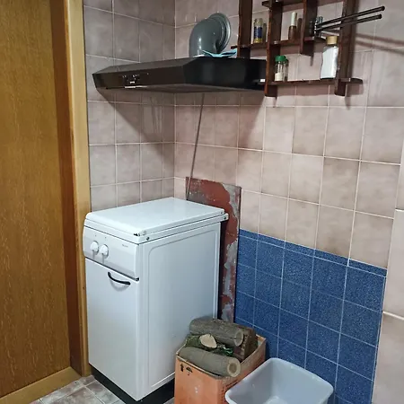 Dom wakacyjny Kуђа на језеру