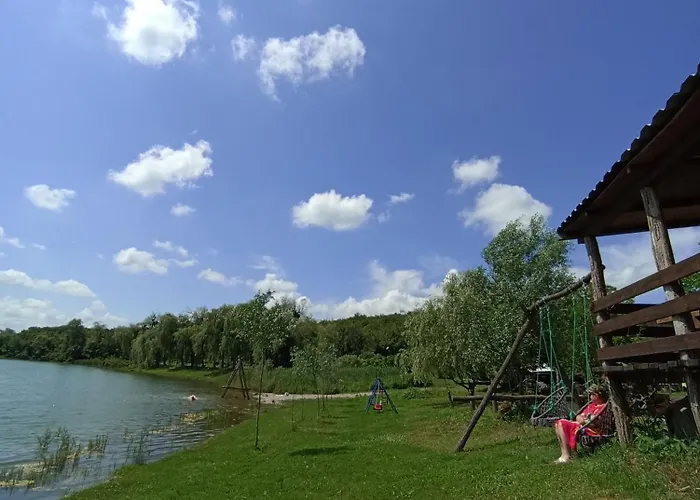 펜션 Kуђа на језеру Sot