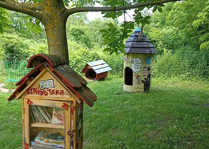 펜션 Kуђа на језеру